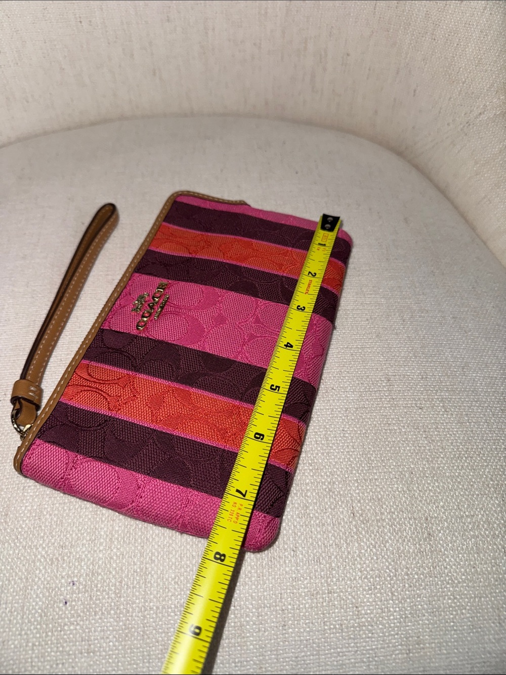 COACH Plum, Fuchsia & Orange Striped Signature Wristlet EUC - Picture 10 of 11